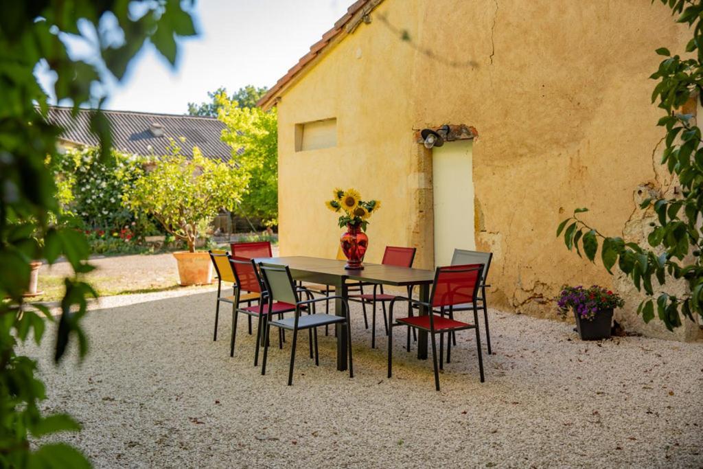 Cezan Domaine De Laplan B&B 외부 사진